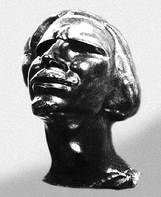 С.Д. Эрьзя. Автопортрет. Дерево. 1947.